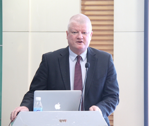 ����չ�й��һ���ᱱ�����ܲ�Steffen Schiottz-Chritensen ��ר���ݽ�