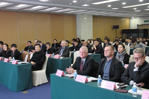 �����ֳ�